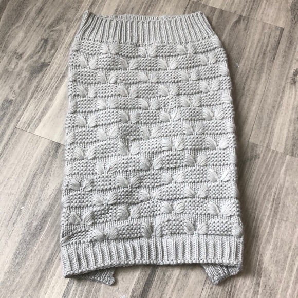 3/$25 Large gray butterfly knit dog sweater